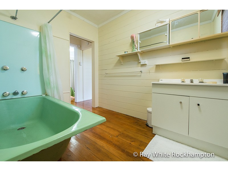 211 Upper Dawson Road, Allenstown QLD 4700