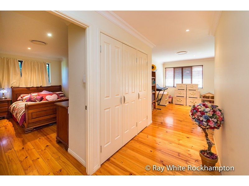 21 Lamington Street, The Range QLD 4700