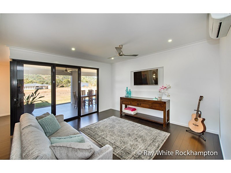 44 Stirling Drive, Rockyview QLD 4701