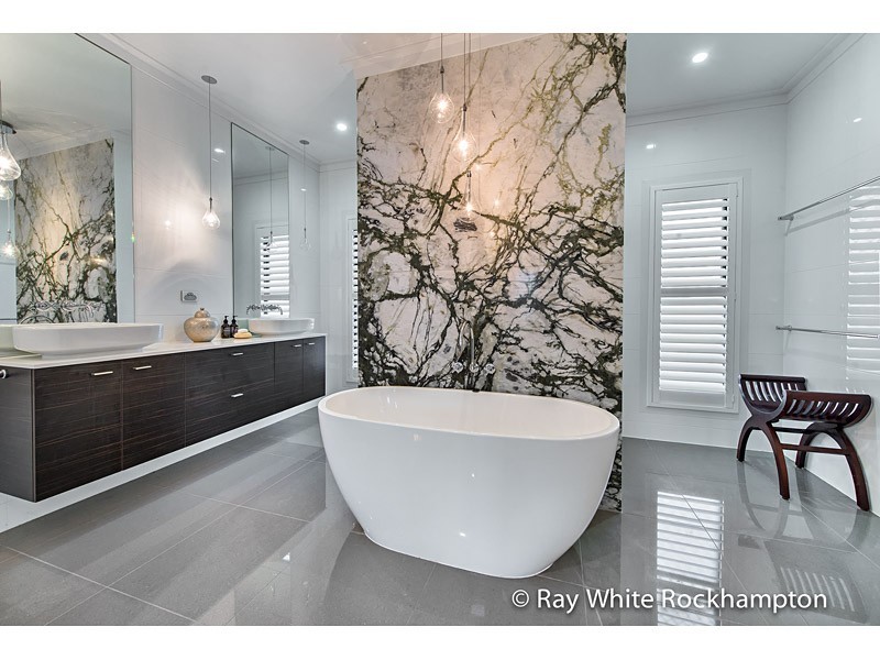 44 Stirling Drive, Rockyview QLD 4701