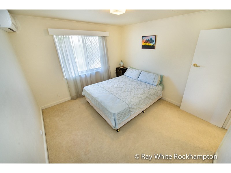 12 Agnes Street, The Range QLD 4700