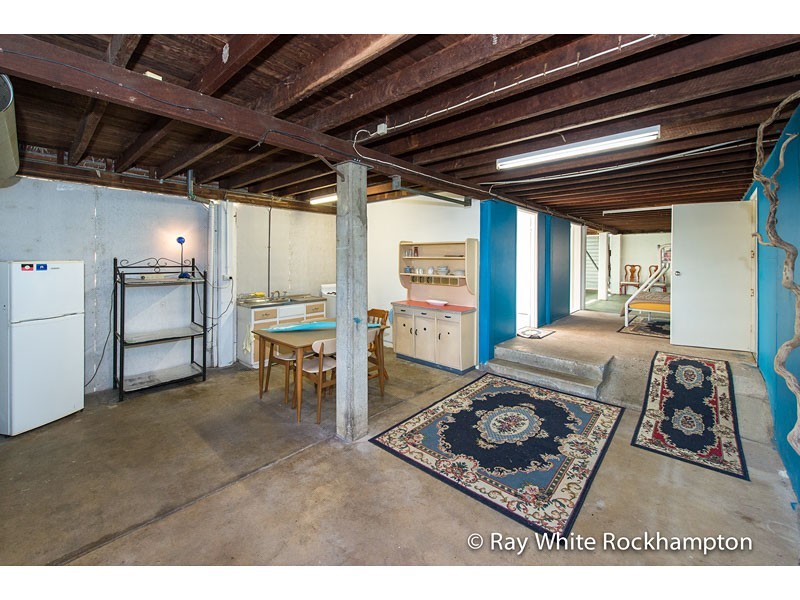 12 Agnes Street, The Range QLD 4700