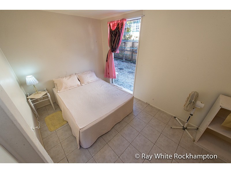 12 Agnes Street, The Range QLD 4700