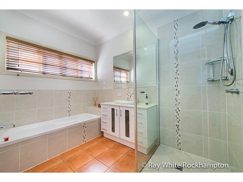 119-121 Angela Road, Rockyview QLD 4701