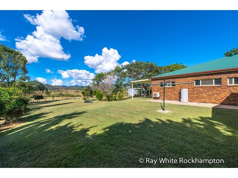 119-121 Angela Road, Rockyview QLD 4701