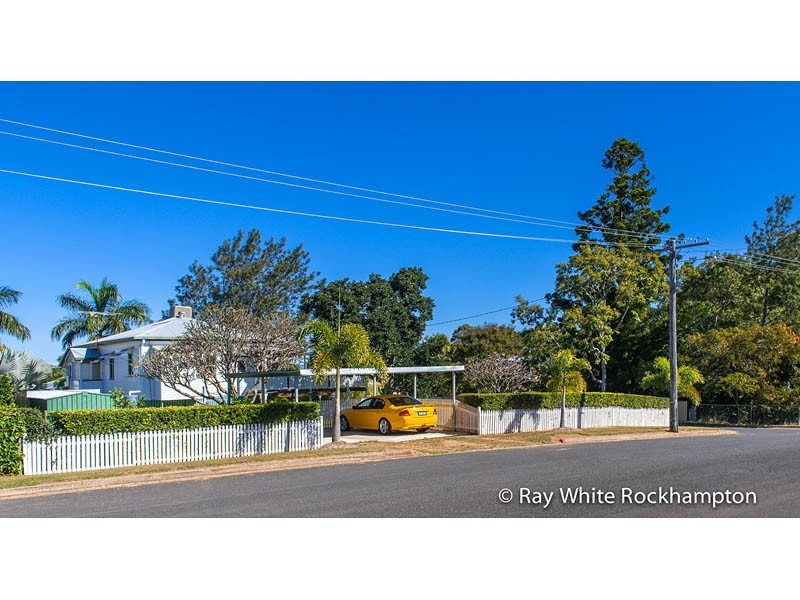 389 Rhodes Street, Koongal QLD 4701