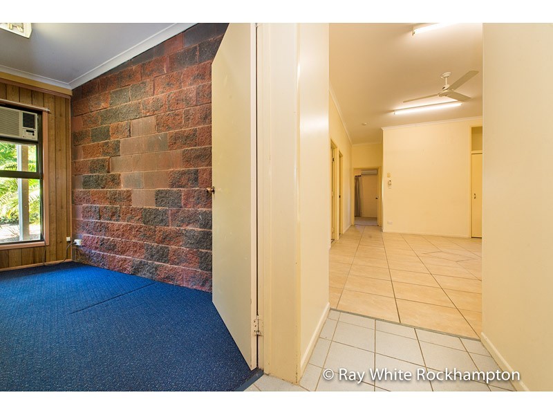 184 Julie Anne Drive, Glendale QLD 4711