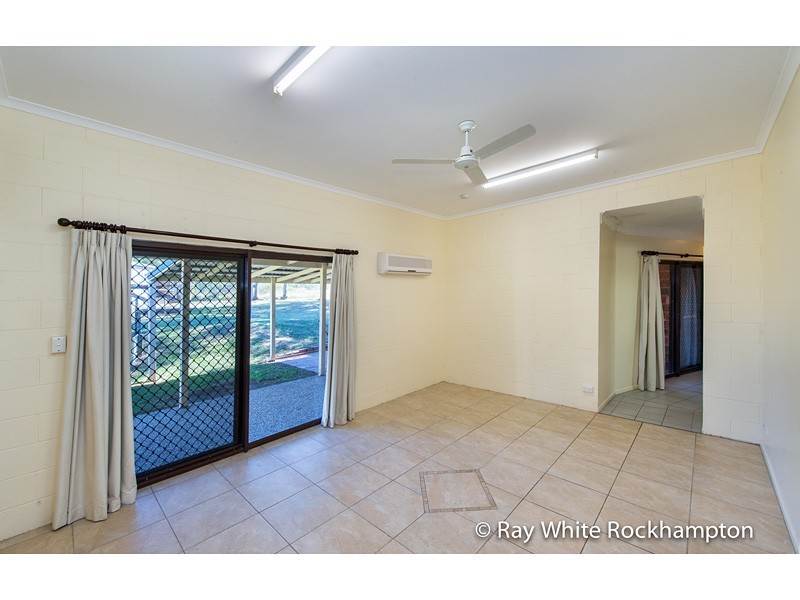 184 Julie Anne Drive, Glendale QLD 4711
