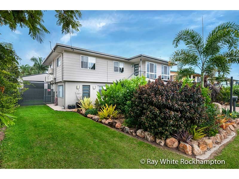 8 Schwarten Street, Kawana QLD 4701