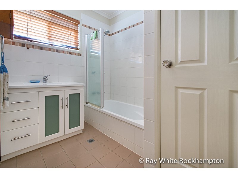 127 Pierce Street, Koongal QLD 4701