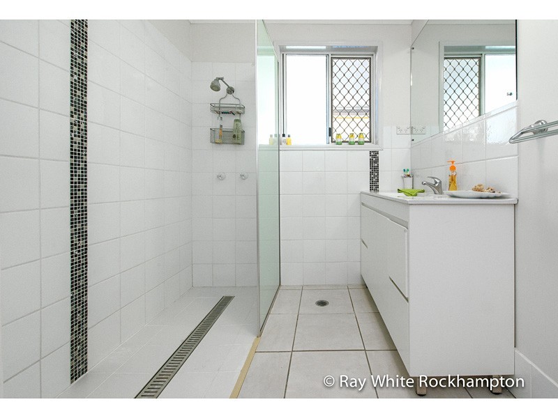 41 Cowan Street, Gracemere QLD 4702