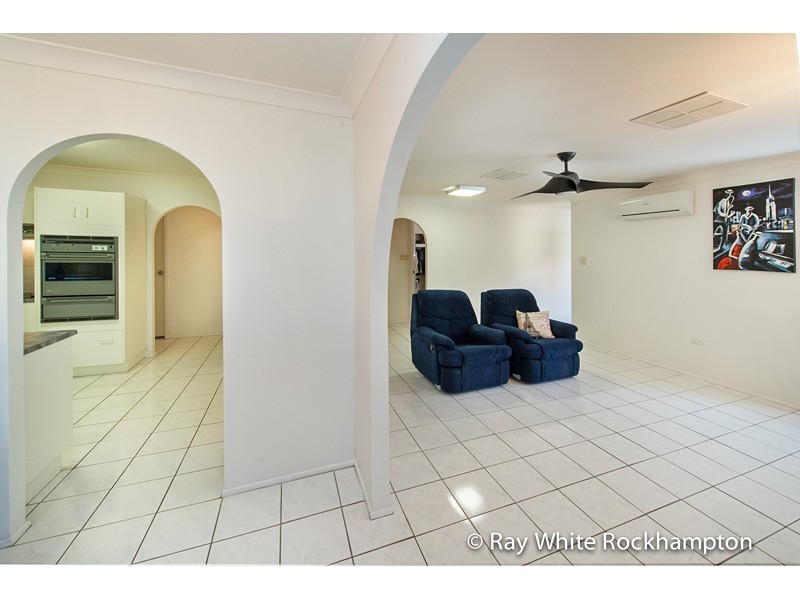 10 Rees Jones Close, Frenchville QLD 4701