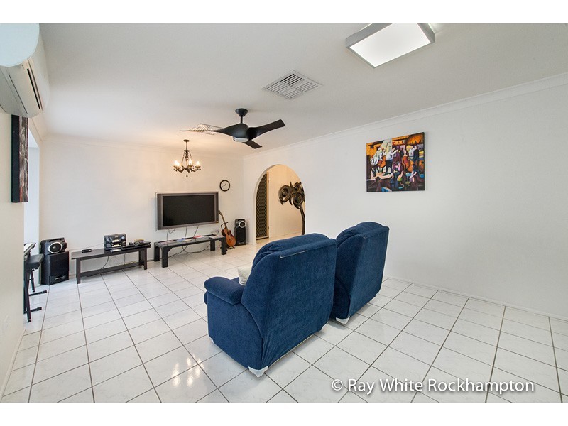 10 Rees Jones Close, Frenchville QLD 4701