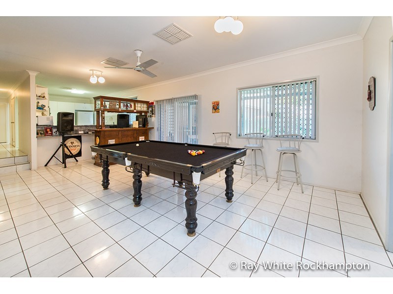 10 Rees Jones Close, Frenchville QLD 4701