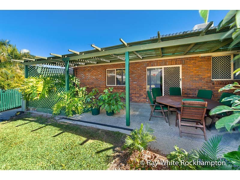 10 Rees Jones Close, Frenchville QLD 4701