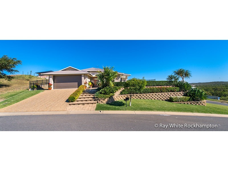 1 Connemara Drive, Kawana QLD 4701