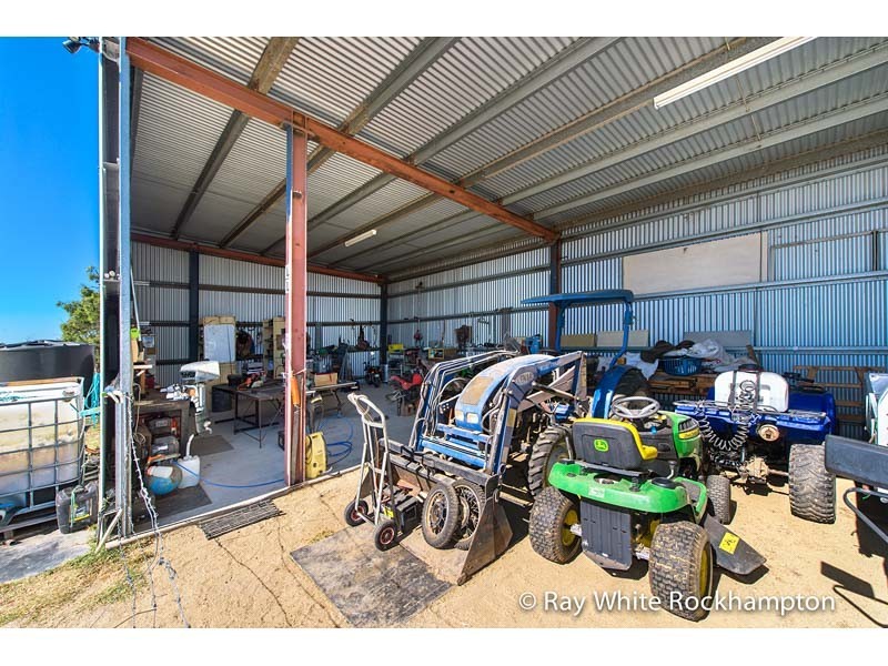 3100 Stanwell-Waroula Road, Alton Downs QLD 4702