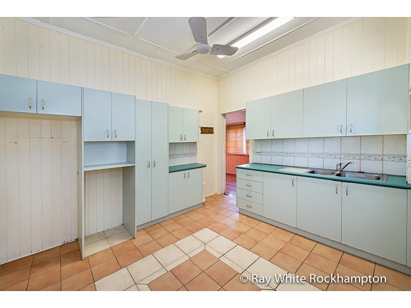 84 Clifton Street, Berserker QLD 4701