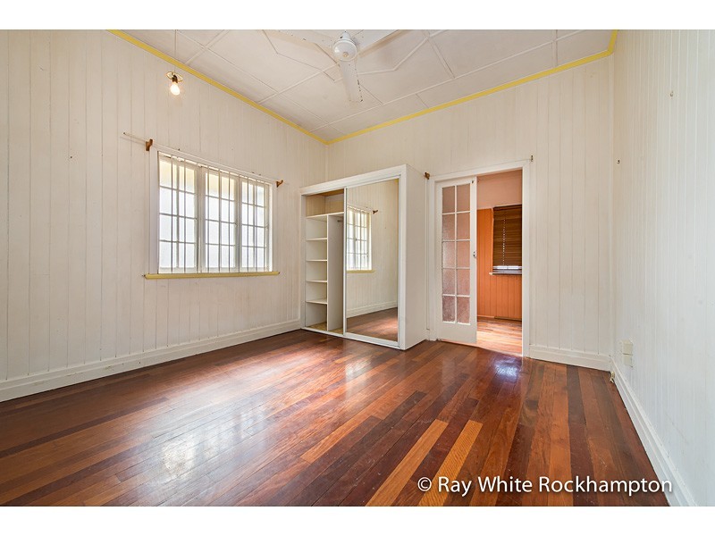 84 Clifton Street, Berserker QLD 4701