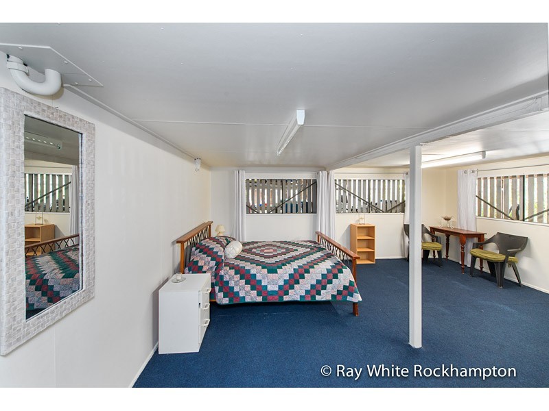 7 Penlington Street, The Range QLD 4700