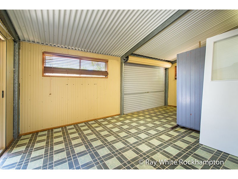 1 Buxton Drive, Gracemere QLD 4702