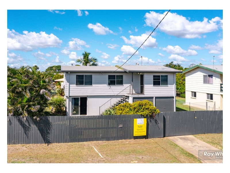 112 Stenlake Avenue, Kawana QLD 4701
