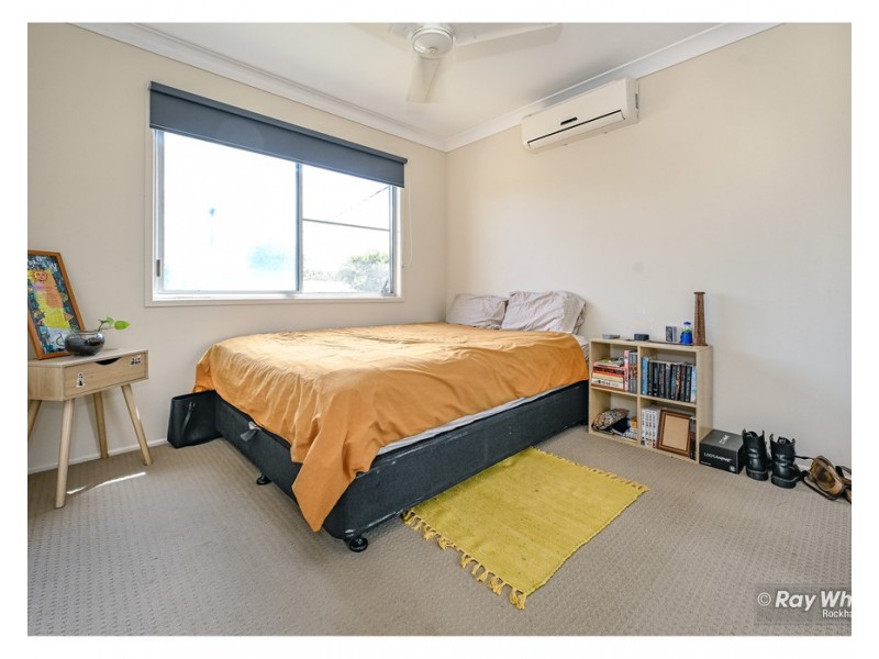 112 Stenlake Avenue, Kawana QLD 4701
