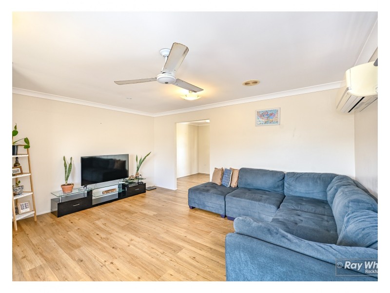112 Stenlake Avenue, Kawana QLD 4701