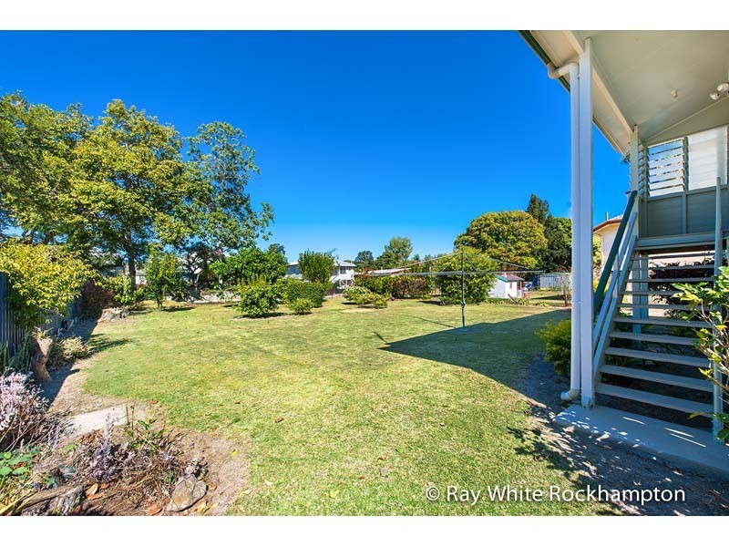 30 Hogan Street, Park Avenue QLD 4701