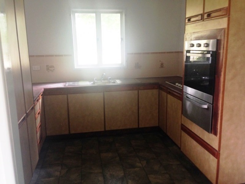 8 Rossmoya Road, The Caves QLD 4702