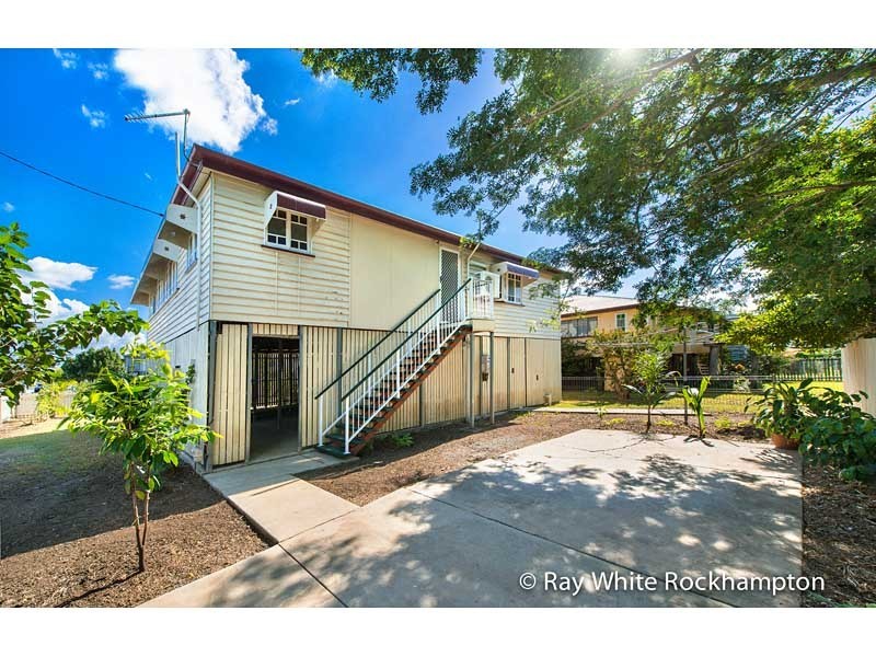 337 East Street, Depot Hill QLD 4700