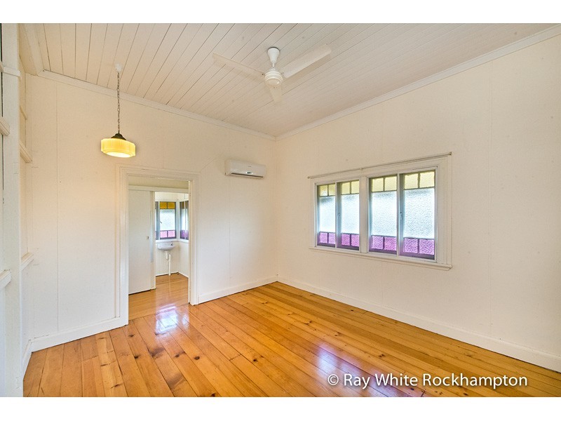 337 East Street, Depot Hill QLD 4700
