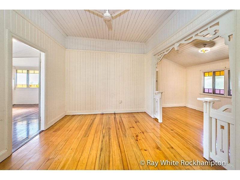 337 East Street, Depot Hill QLD 4700