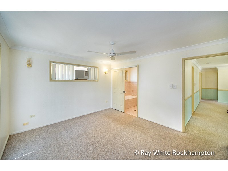 11 Kawana Close, Kawana QLD 4701