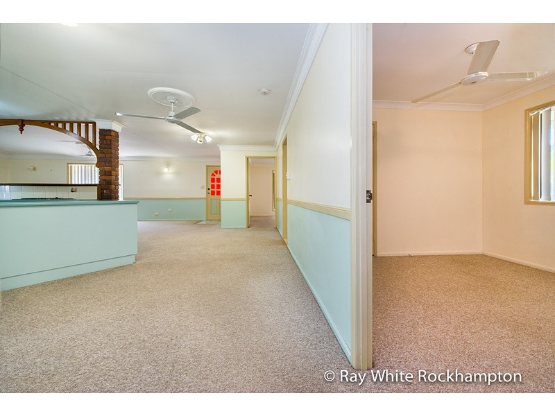 11 Kawana Close, Kawana QLD 4701