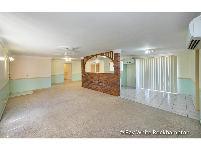 11 Kawana Close, Kawana QLD 4701