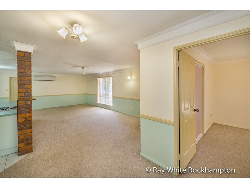 11 Kawana Close, Kawana QLD 4701