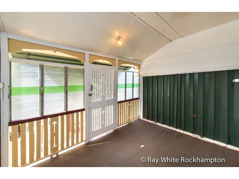 11 Edward Street, Berserker QLD 4701