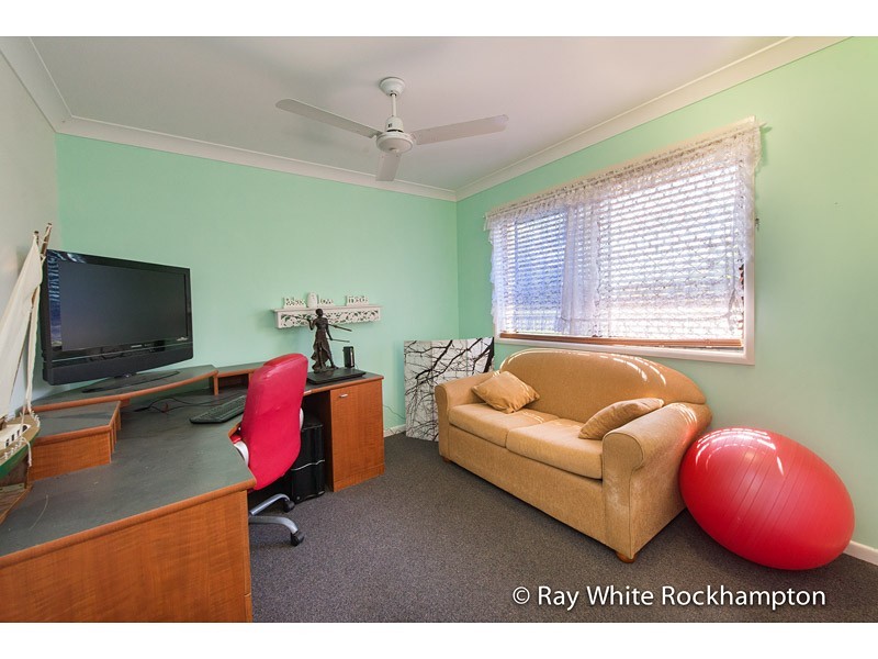27 John Oxley Drive, Gracemere QLD 4702