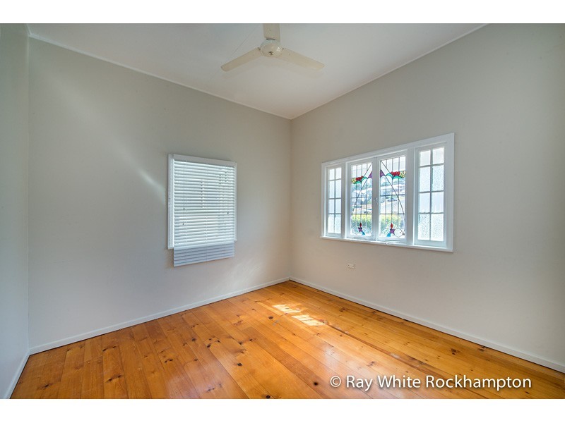 213 Denham Street, The Range QLD 4700