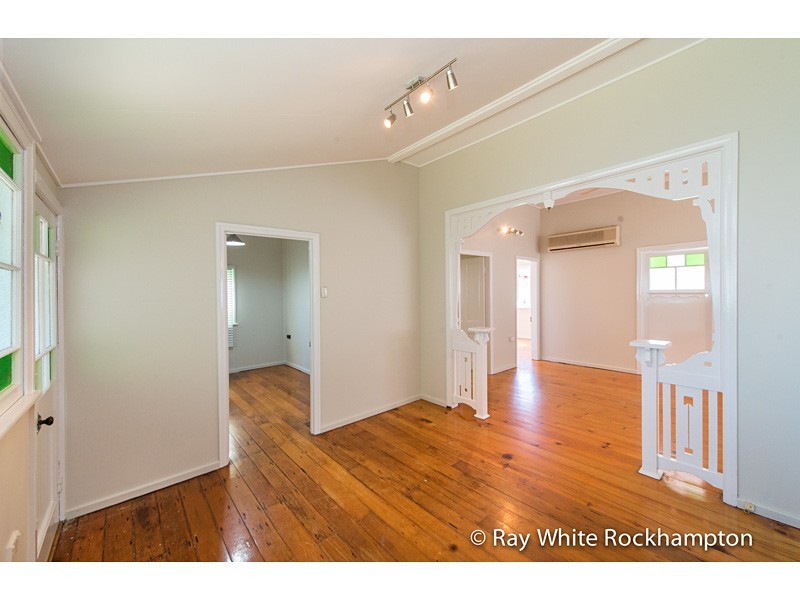 213 Denham Street, The Range QLD 4700