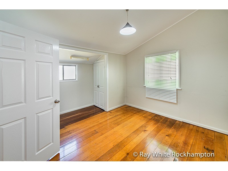 213 Denham Street, The Range QLD 4700