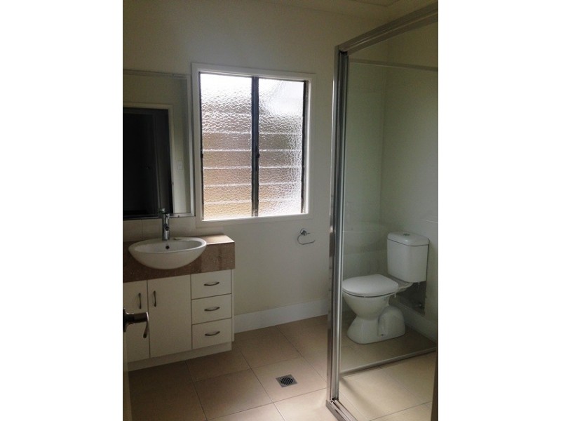 5 Dowling Street, Park Avenue QLD 4701