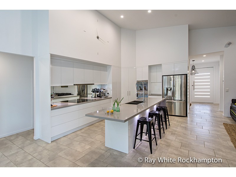 50 Stirling Drive, Rockyview QLD 4701