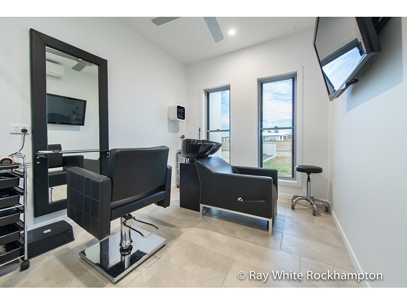 50 Stirling Drive, Rockyview QLD 4701