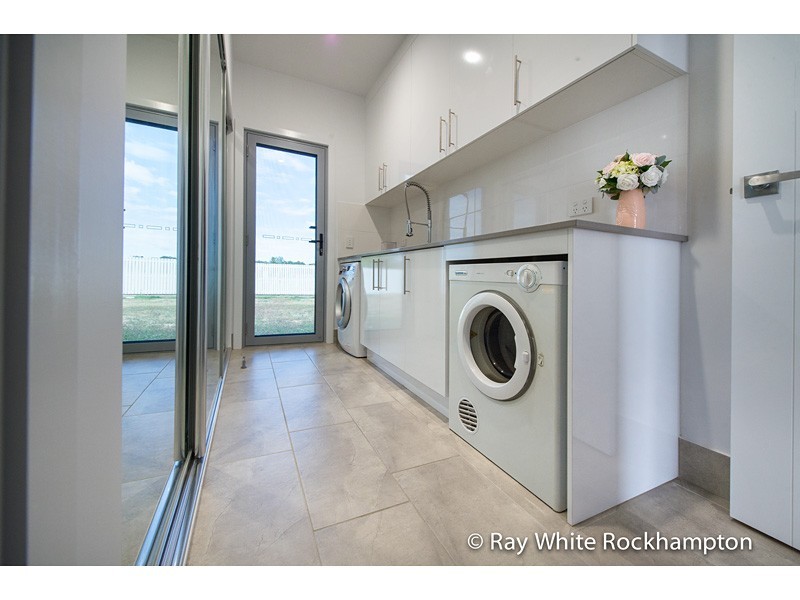 50 Stirling Drive, Rockyview QLD 4701