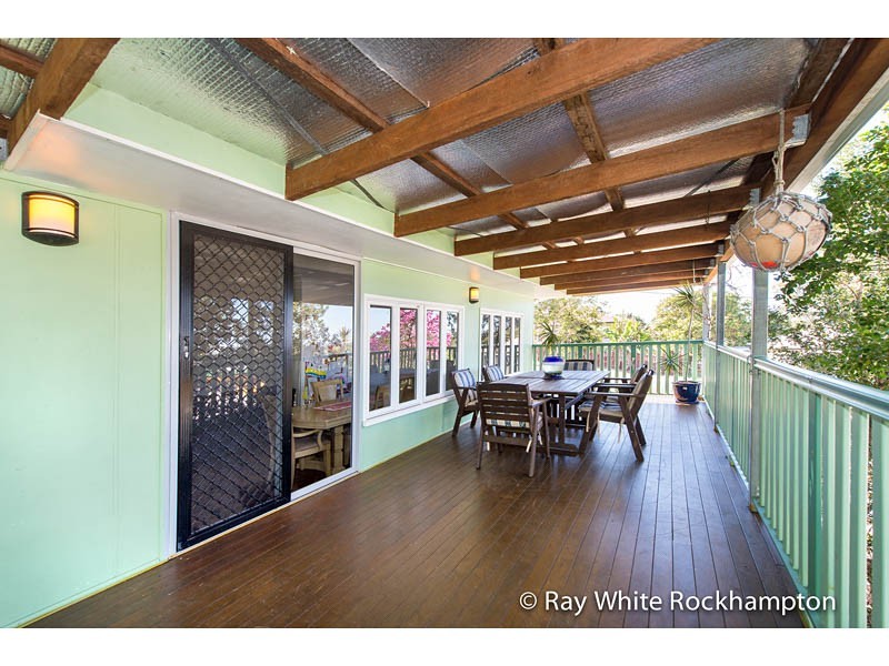 14 Cairns Street, The Range QLD 4700