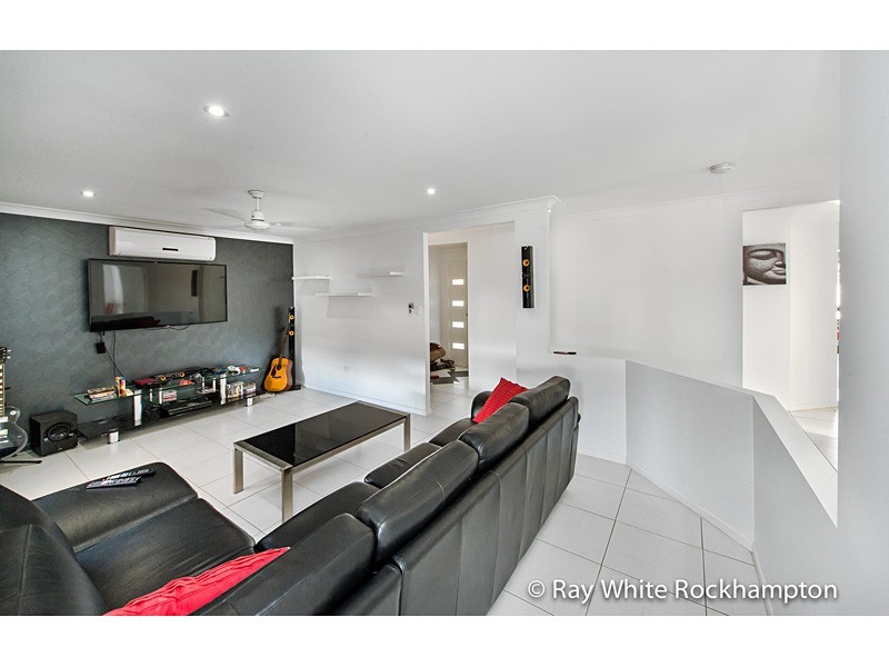 6 Wheeler Avenue, Gracemere QLD 4702