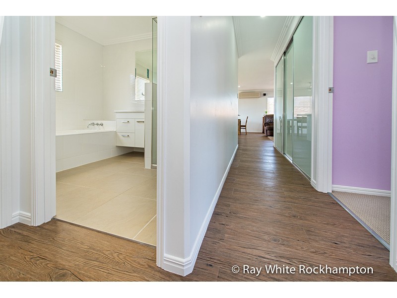 83 Menzies Street, Park Avenue QLD 4701