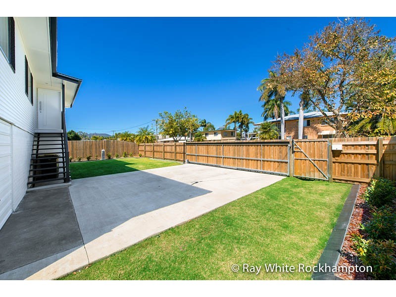 83 Menzies Street, Park Avenue QLD 4701